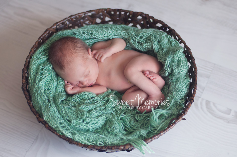 Sweet Memories Photos by Carolyn | Quakertown Bucks County PA Newborn Baby Photographer
