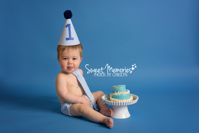 one-year-old-first-birthday-cake-smash-photographer-bucks-county-pa-04