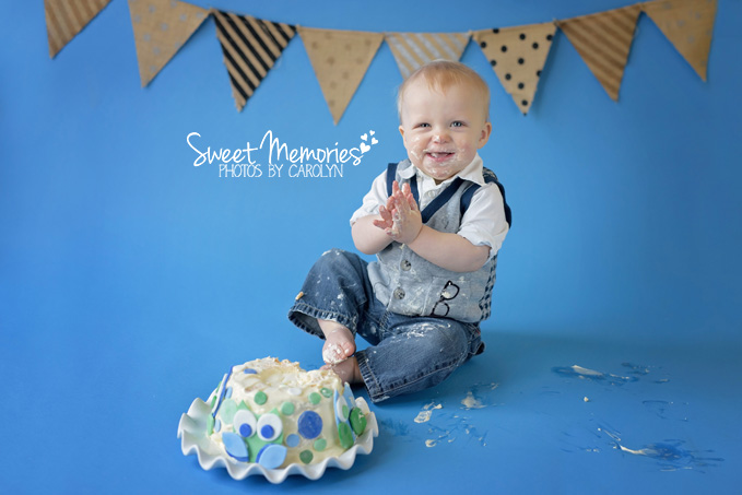 one-year-old-first-birthday-cake-smash-photographer-perkiomenville-montgomery-county-pa-03
