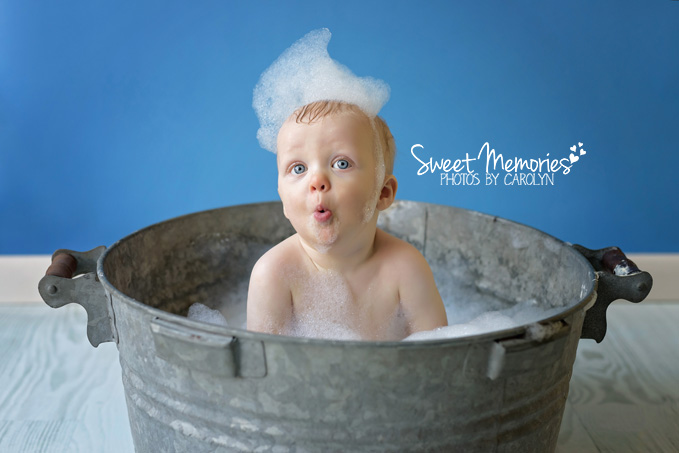 one-year-old-first-birthday-cake-smash-photographer-perkiomenville-montgomery-county-pa-06