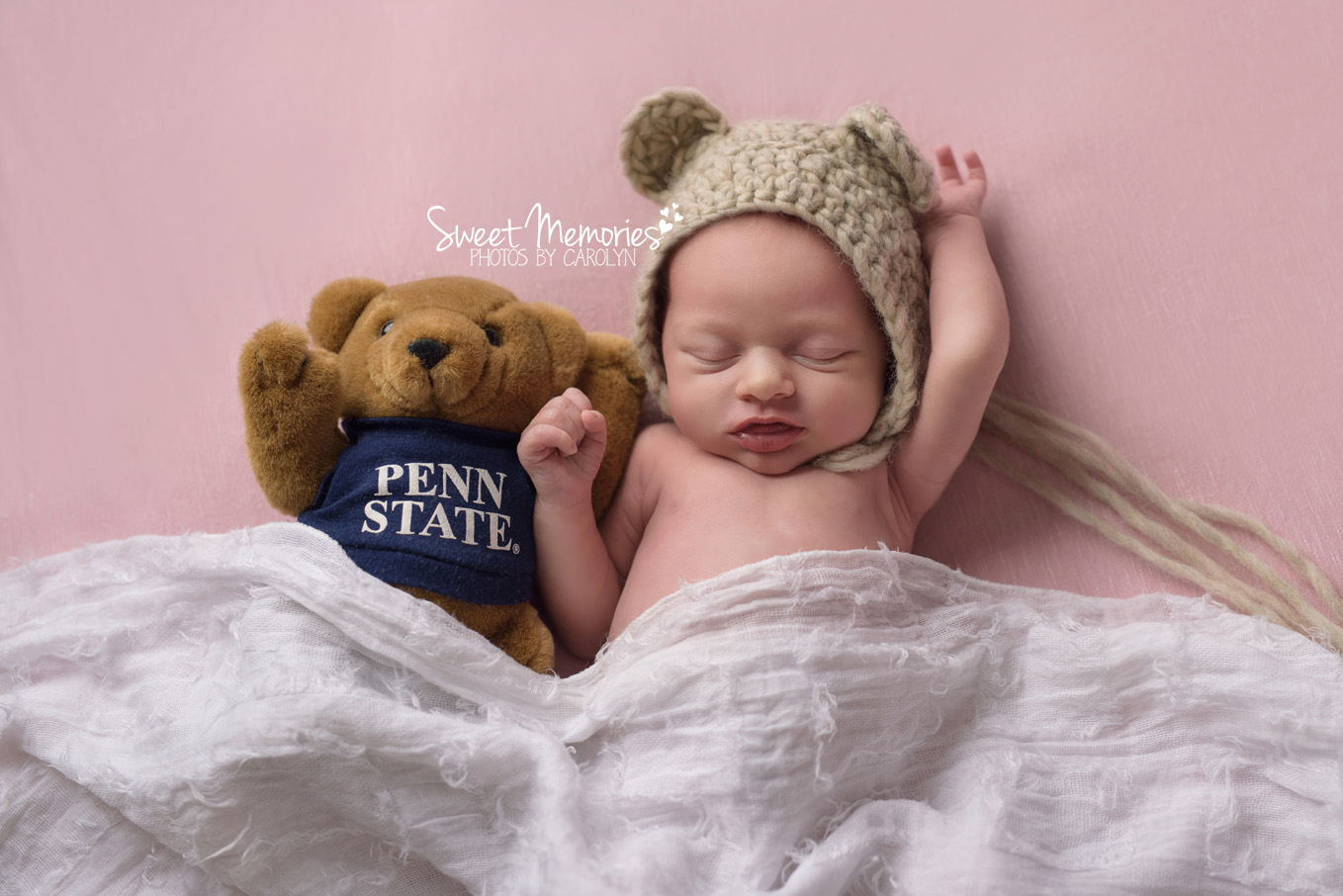 Sweet Memories Photos by Carolyn | Flourtown PA | Bucks County Montgomery County Newborn Infant Baby Photographer