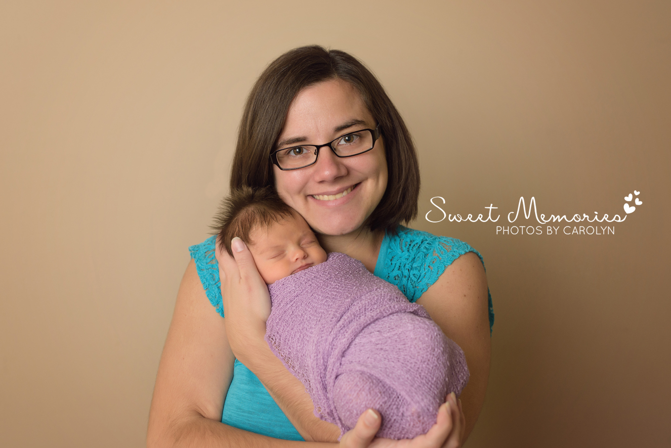 Sweet Memories Photos by Carolyn | Quakertown PA | Bucks County Montgomery County Newborn Infant Baby Photographer | newborn baby girl with mom